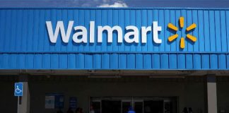 Walmart will raise wages for 425,000 workers