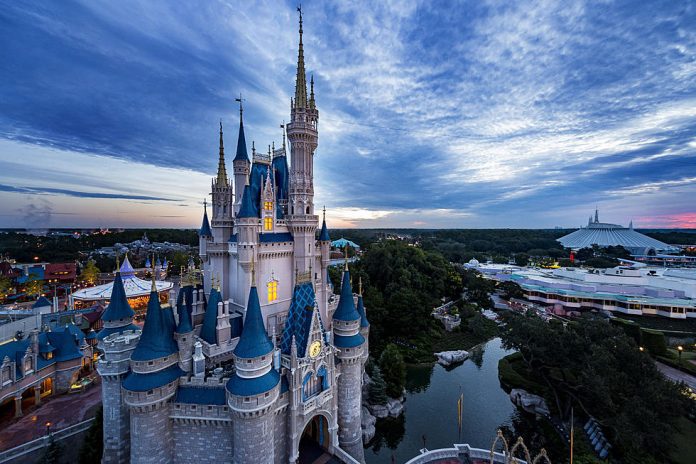 Disney to lay off 11,000 employees Disney to lay off 11,000 employees