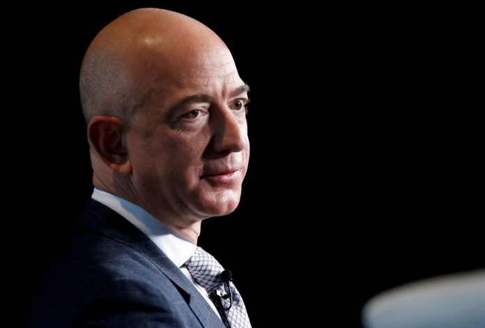 Jeff Bezos to step down as Amazon CEO Jeff Bezos to step down as Amazon CEO