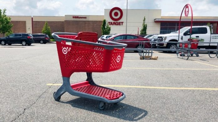 Target to pay $500 bonus to workers as 'thank you' for work amid COVID-19 Pandemic Target to pay $500 bonus to workers as 'thank you' for work amid COVID-19 Pandemic