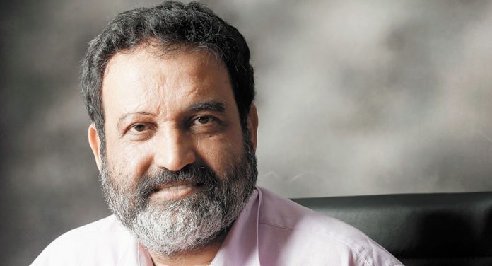 Mohandas Pai, former Infosys Director has accused WhatsApp of "double standards" Mohandas Pai, former Infosys Director has accused WhatsApp of "double standards"