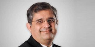 RBI approves re-appointment of Amitabh Chaudhry as MD of Axis Bank
