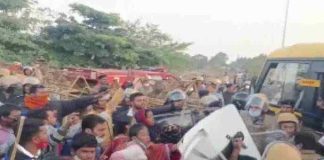 Contractual workers protest at Chhattisgarh power plant, 20 cops hurt