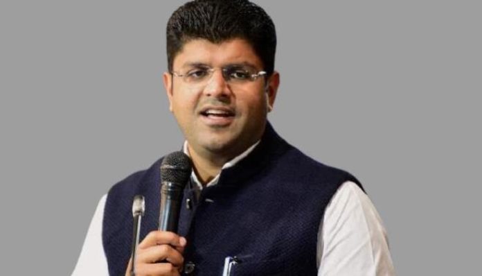 Now, 75% jobs in Haryana with maximum Rs 30,000 pay mandatory for locals Now, 75% jobs in Haryana with maximum Rs 30,000 pay mandatory for locals
