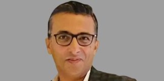 Bajaj Auto appoints Dinesh Thapar as new CFO