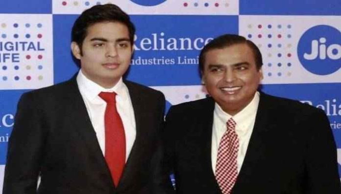 Mukesh Ambani quits, Reliance Jio appoints Akash Ambani as Chairman Mukesh Ambani quits, Reliance Jio appoints Akash Ambani as Chairman