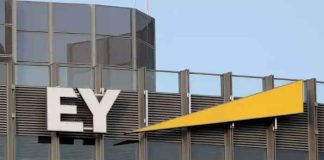 Ernst & Young split into separate audit and advisory businesses