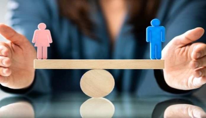 Gender Pay Gap Persists in India’s Tech Industry: 2024 Compensation and Benefits Survey Gender Pay Gap Persists in India’s Tech Industry: 2024 Compensation and Benefits Survey