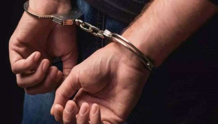 Man posing as DMRC HR arrested for cheating people on pretext of fake job Man posing as DMRC HR arrested for cheating people on pretext of fake job