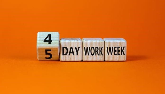 Saraf Furniture launches 4-day work week on a pilot basis Saraf Furniture launches 4-day work week on a pilot basis