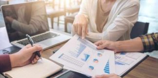 Indian IT firms to slash tech hiring by 40% in FY24