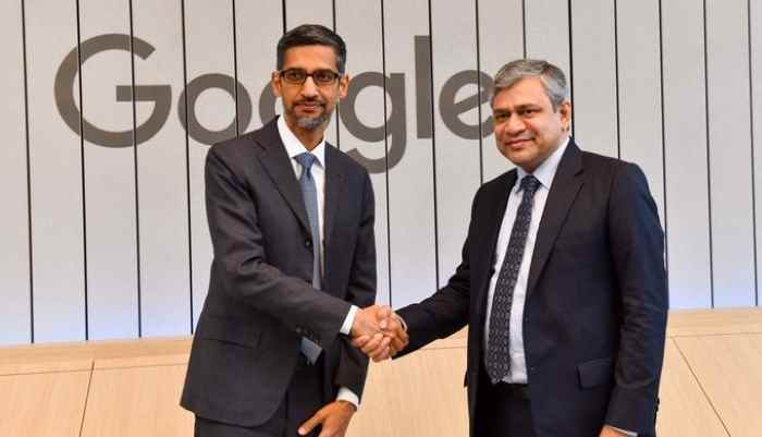 Ashwini Vaishnaw Discussed on 'Make-In-India' With Google CEO