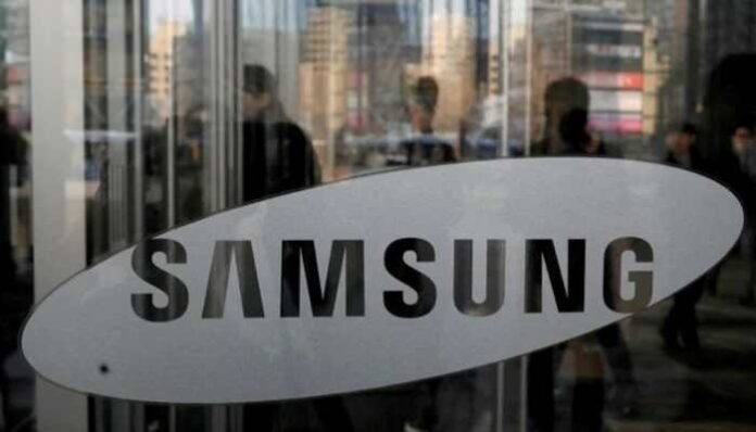 Samsung employees get Friday off once a month Samsung employees get Friday off once a month
