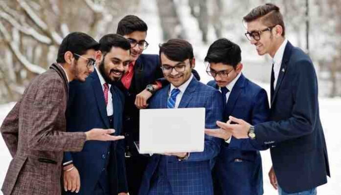 IIS & IIT Kanpur collaborate to foster growth & empower India youth IIS & IIT Kanpur collaborate to foster growth & empower India youth