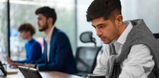 88% of professionals in India looking for a new job in 2024