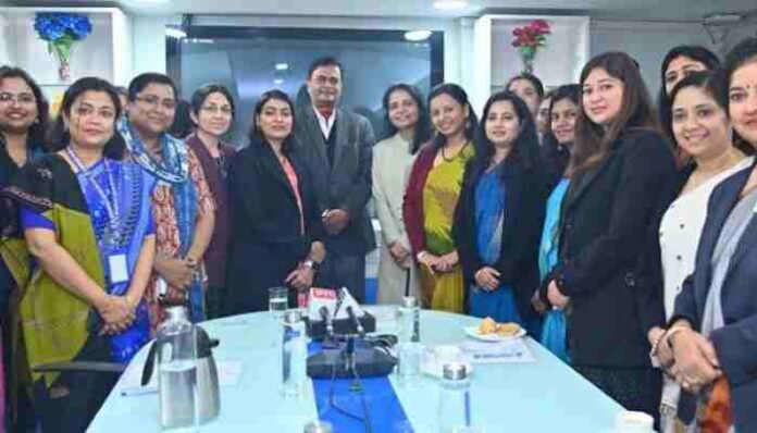 WePOWER SAR100 Trainees & mid-career women professionals of India’s power sector WePOWER SAR100 Trainees & mid-career women professionals of India’s power sector