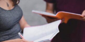 IIT Bombay clarifies 64% graduates secured placements