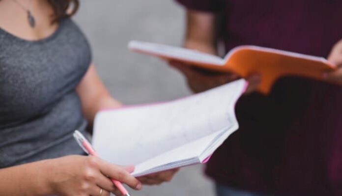 IIT Bombay clarifies 64% graduates secured placements IIT Bombay clarifies 64% graduates secured placements