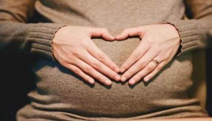 Centre allows Six-Month Maternity, Child Care Leave for Surrogacy Centre allows Six-Month Maternity, Child Care Leave for Surrogacy