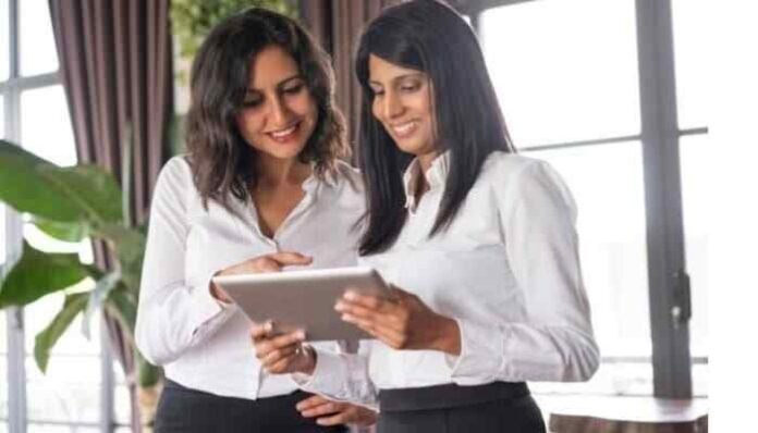 Women Karnataka 14-Hour Workday: A Strain on Women Professionals